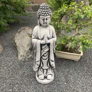 Buddha, stehend