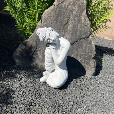 Buddha, sitzend